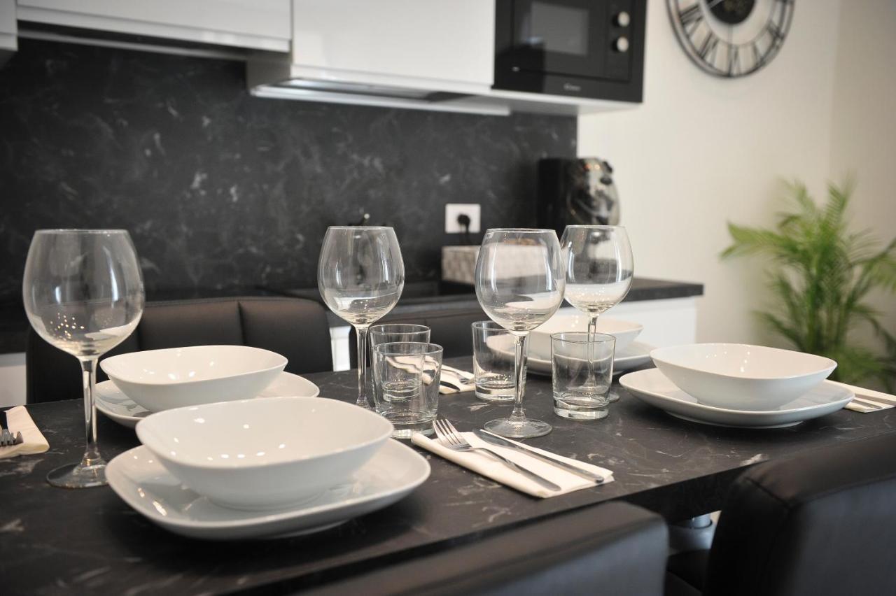 Luxury Apartment Salerno Center Bagian luar foto